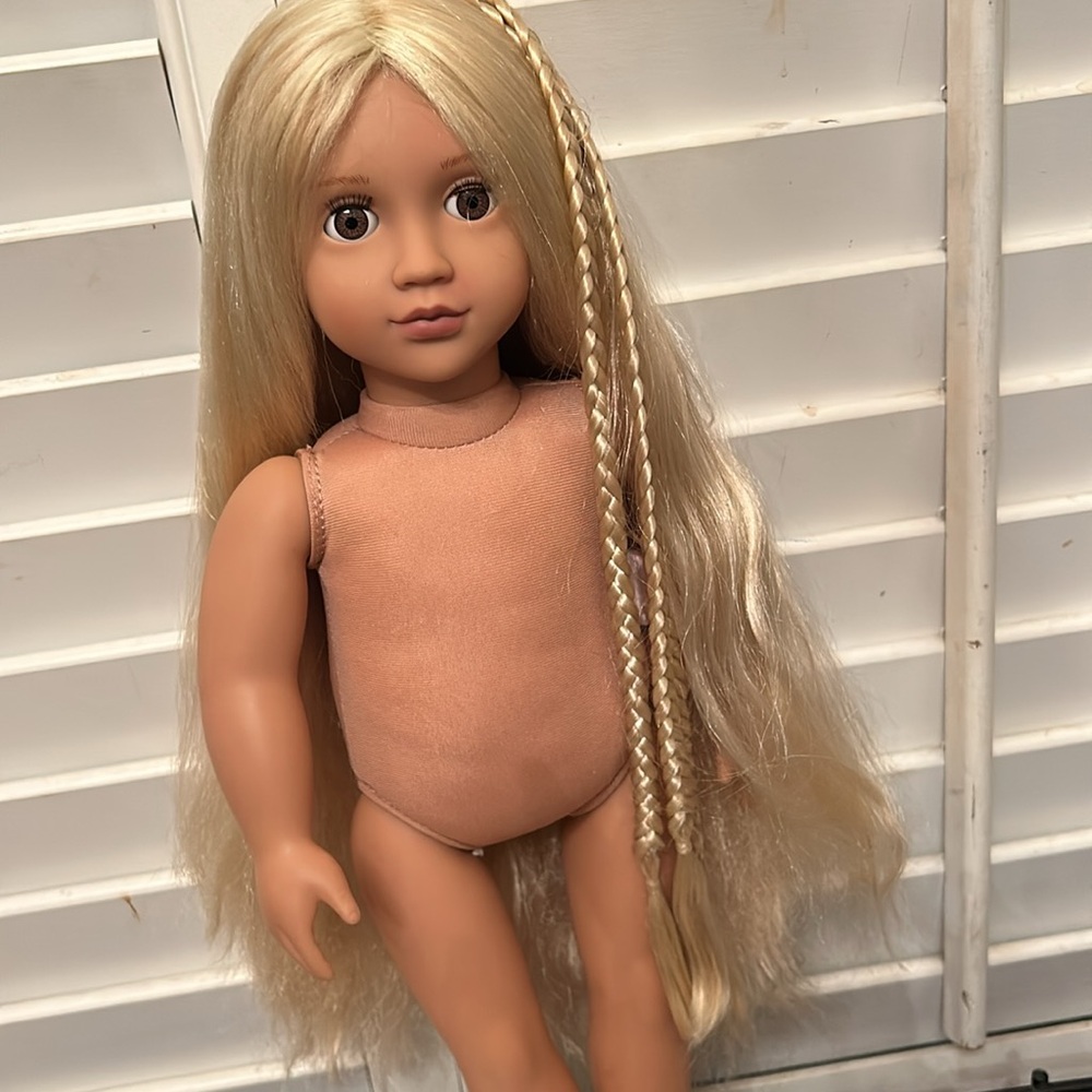 Our Generation Hair Grow Doll Blonde Hair Doll for Kids - Picture 5 of 8